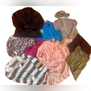 Women’s SZ M Clothing Bundle of 10 Calvin Klein Jeans Roxy, American Eagle Tops